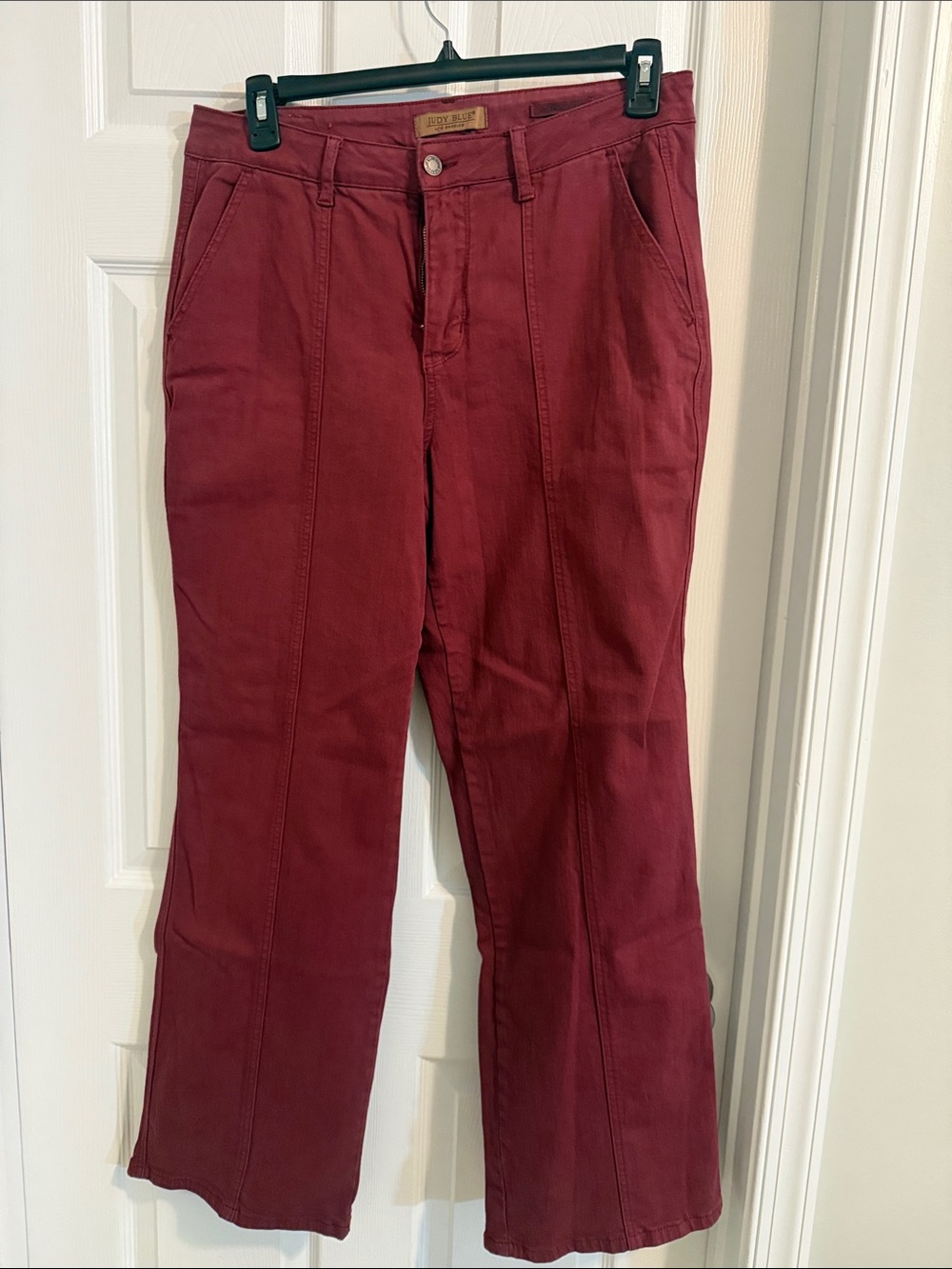 Judy Blue Flare Jeans in Deep Burgundy